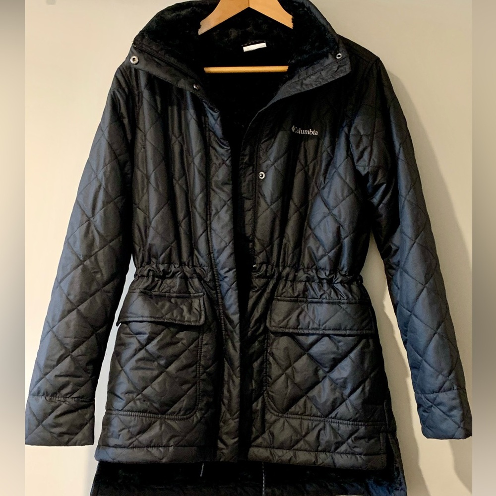 Columbia Women's Quilted Black quilted lined Jacket